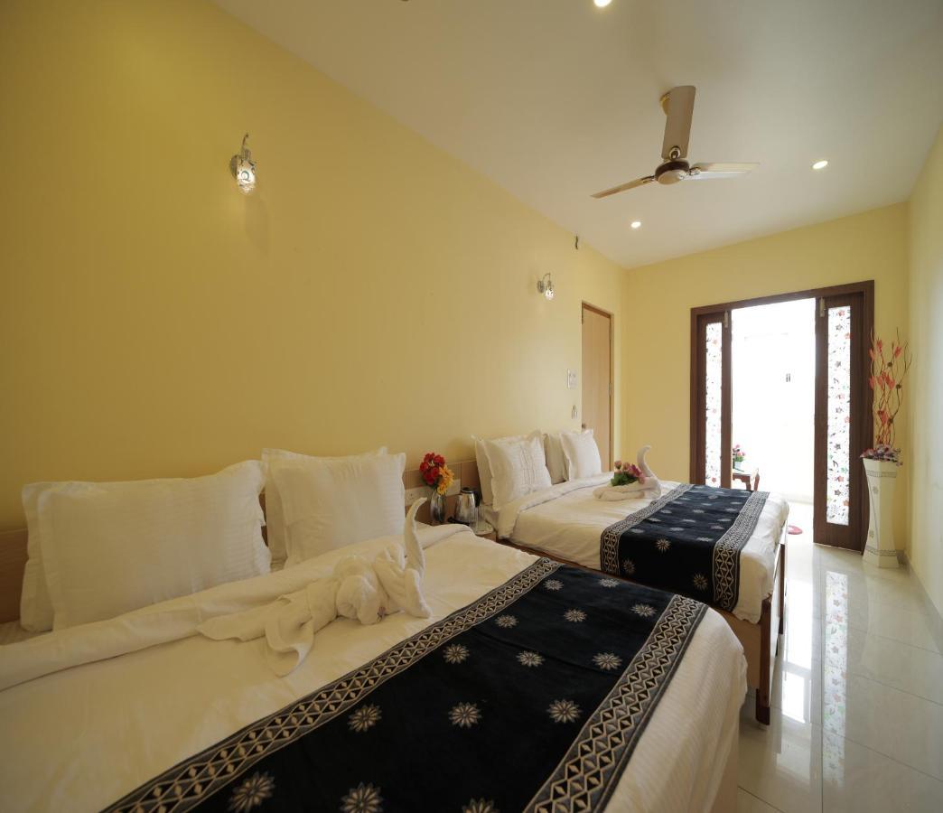Nadanam Inn Pondicherry Esterno foto